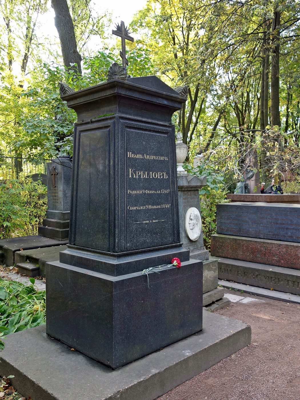 Tumba de Ivan Krylov