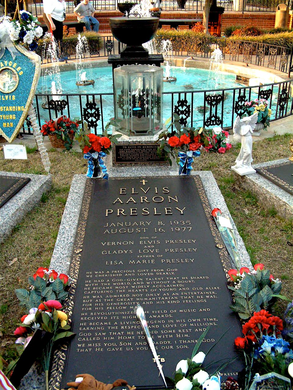 Tumba de Elvis Presley