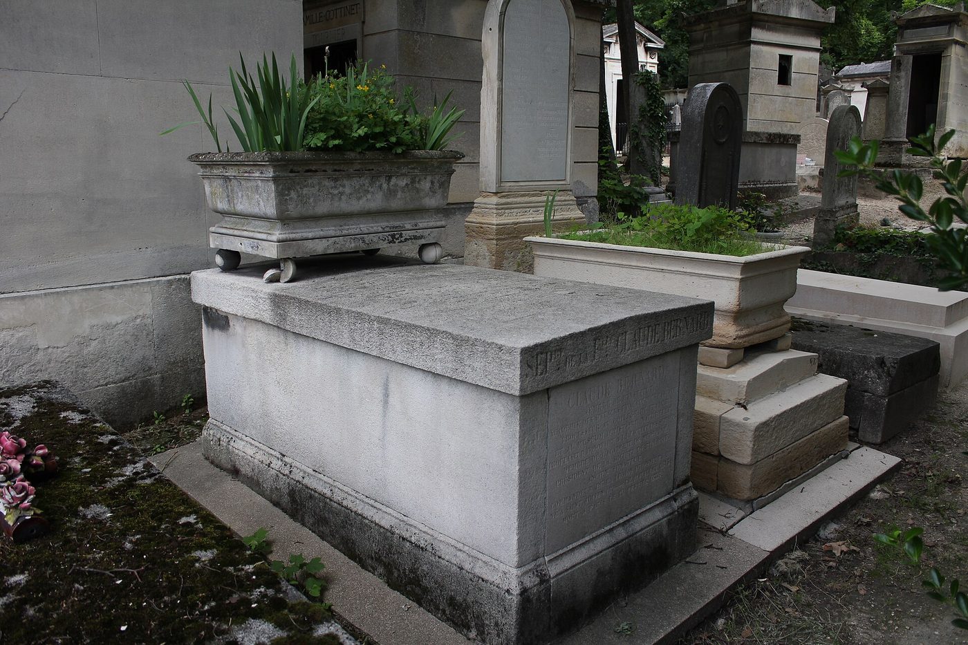 Tumba de Claude Bernard