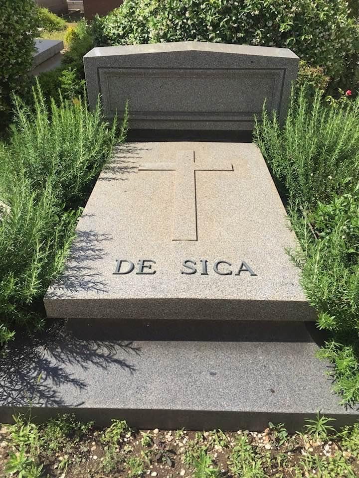 Tumba de Vittorio De Sica