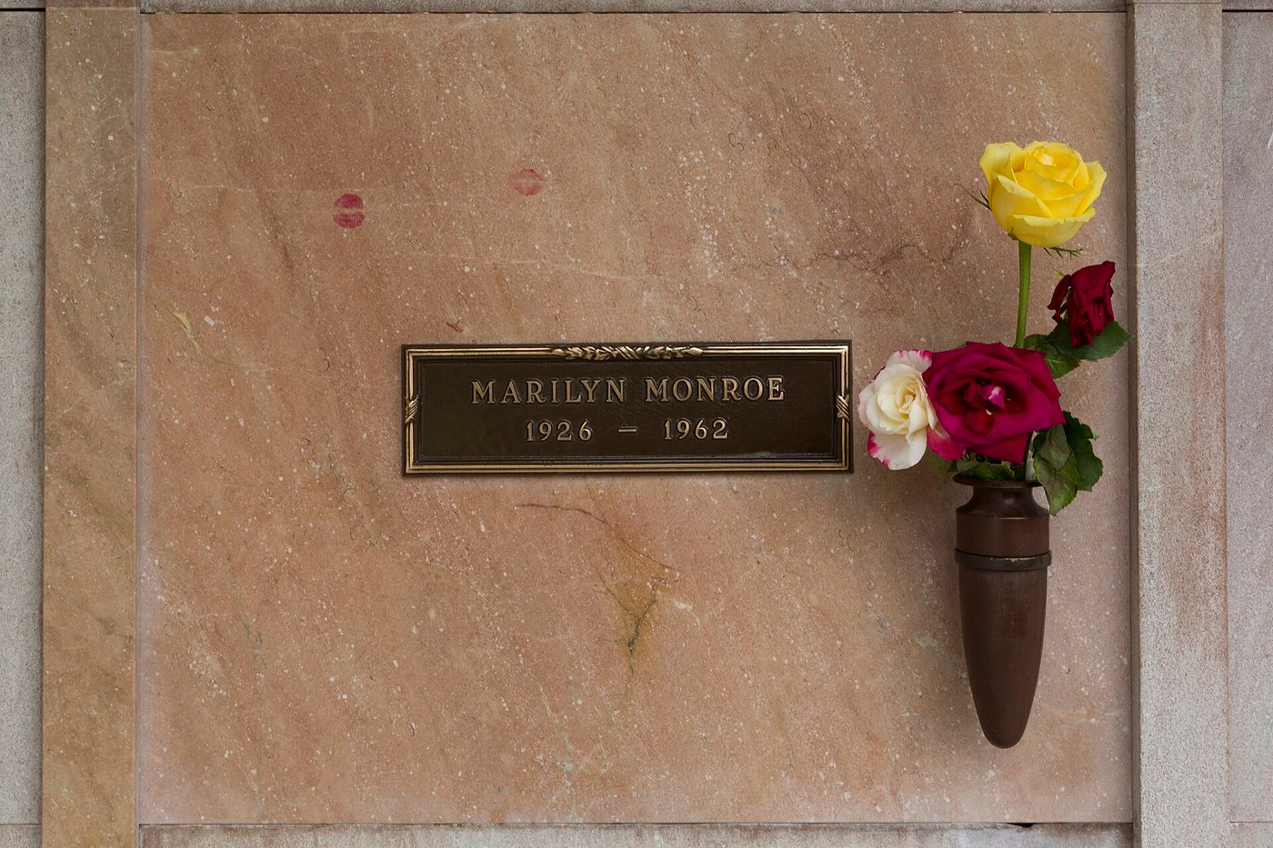 Могила: Marilyn Monroe