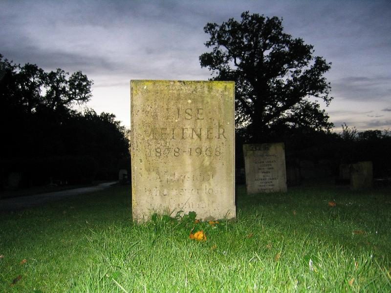 Tumba de Lise Meitner