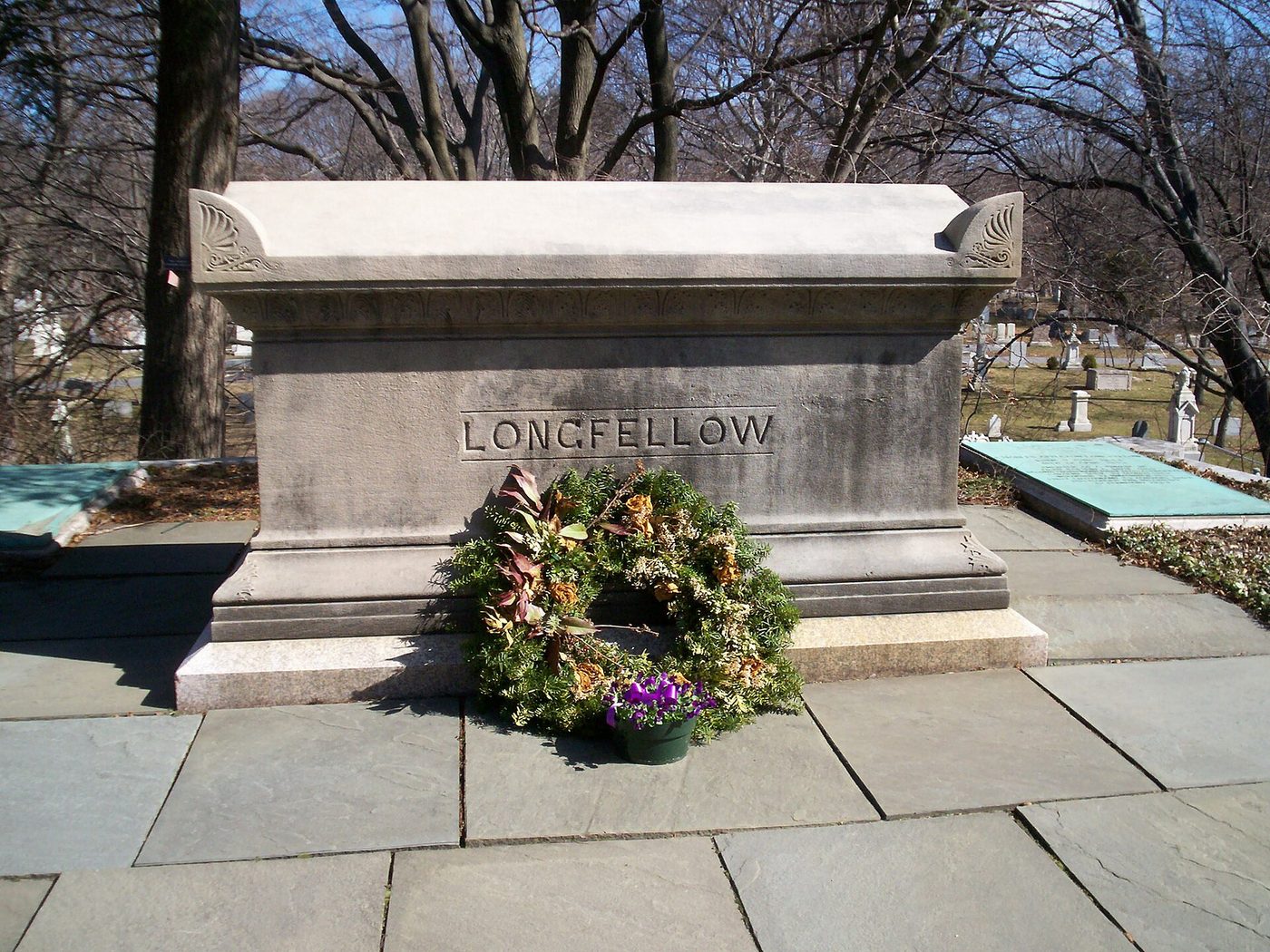 Grave of Henry Wadsworth Longfellow