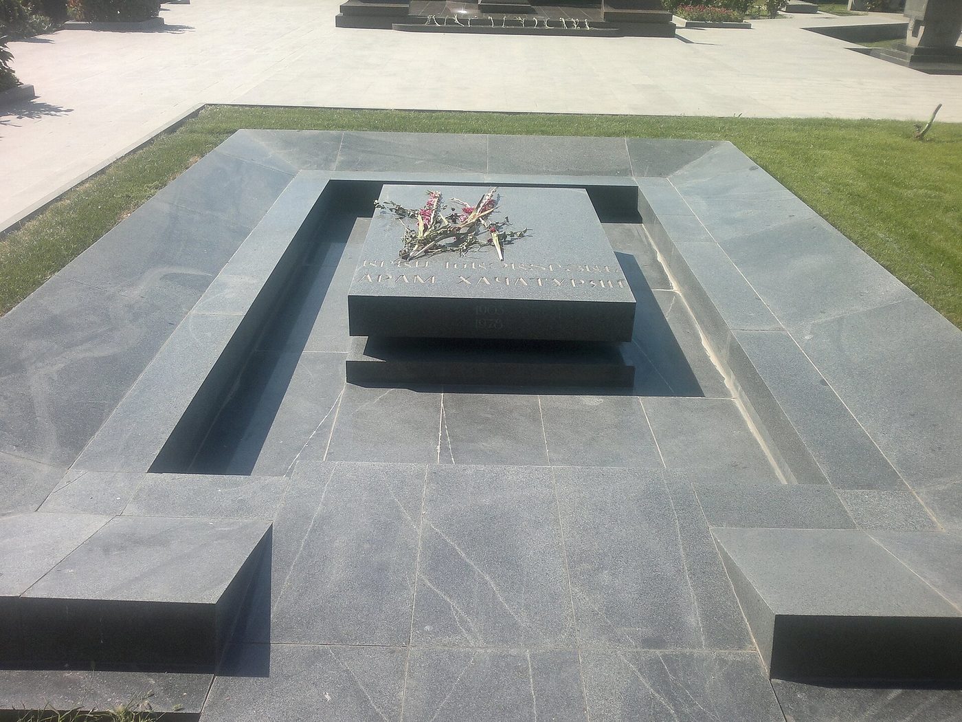 Tumba de Aram Khachaturian