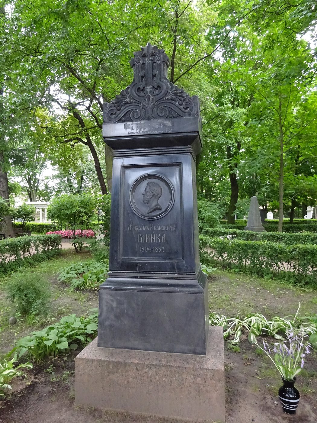 Tumba de Mikhail Glinka