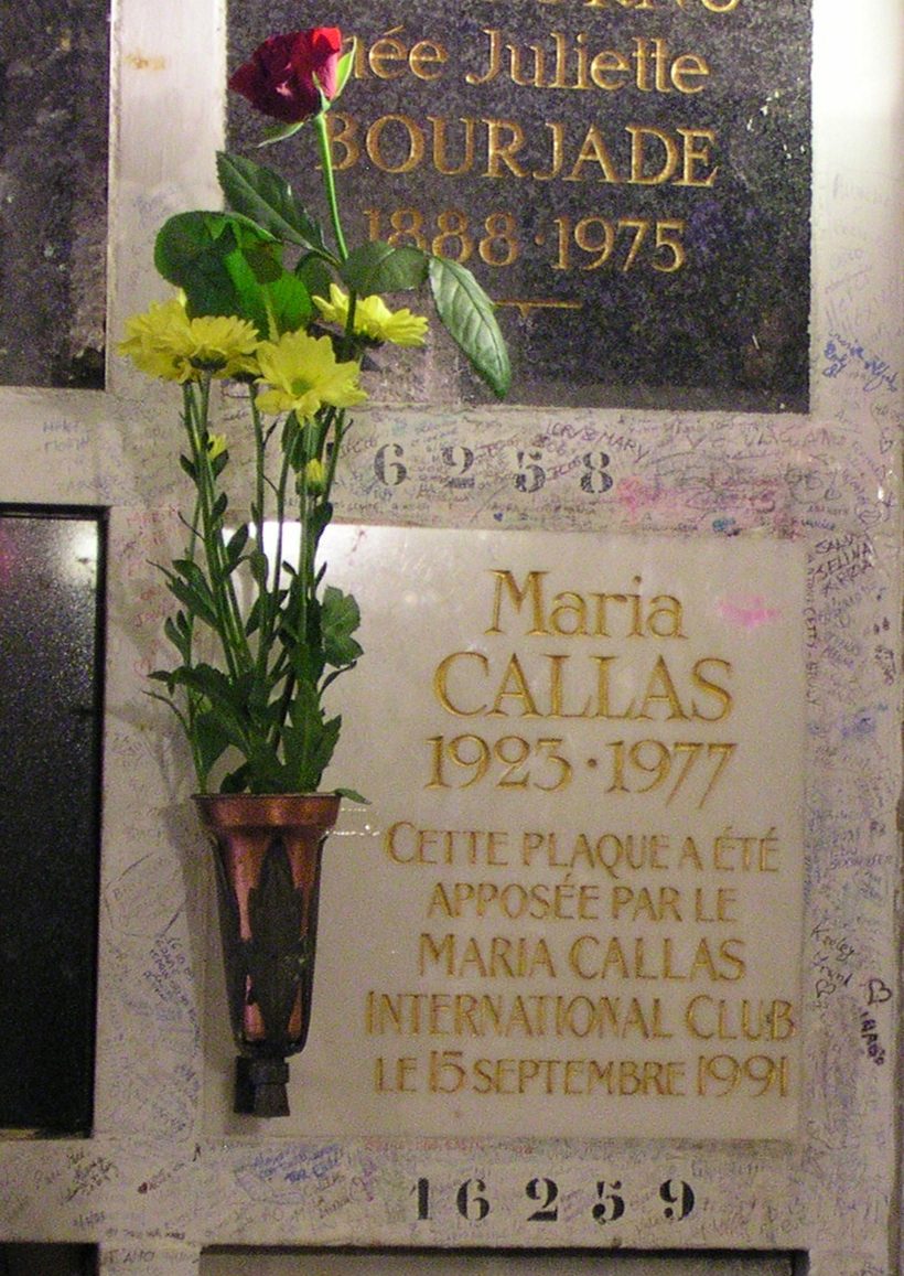 Могила: Maria Callas
