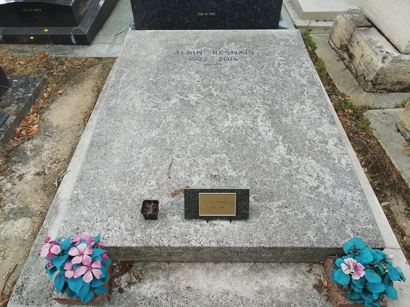 Grave of Alain Resnais