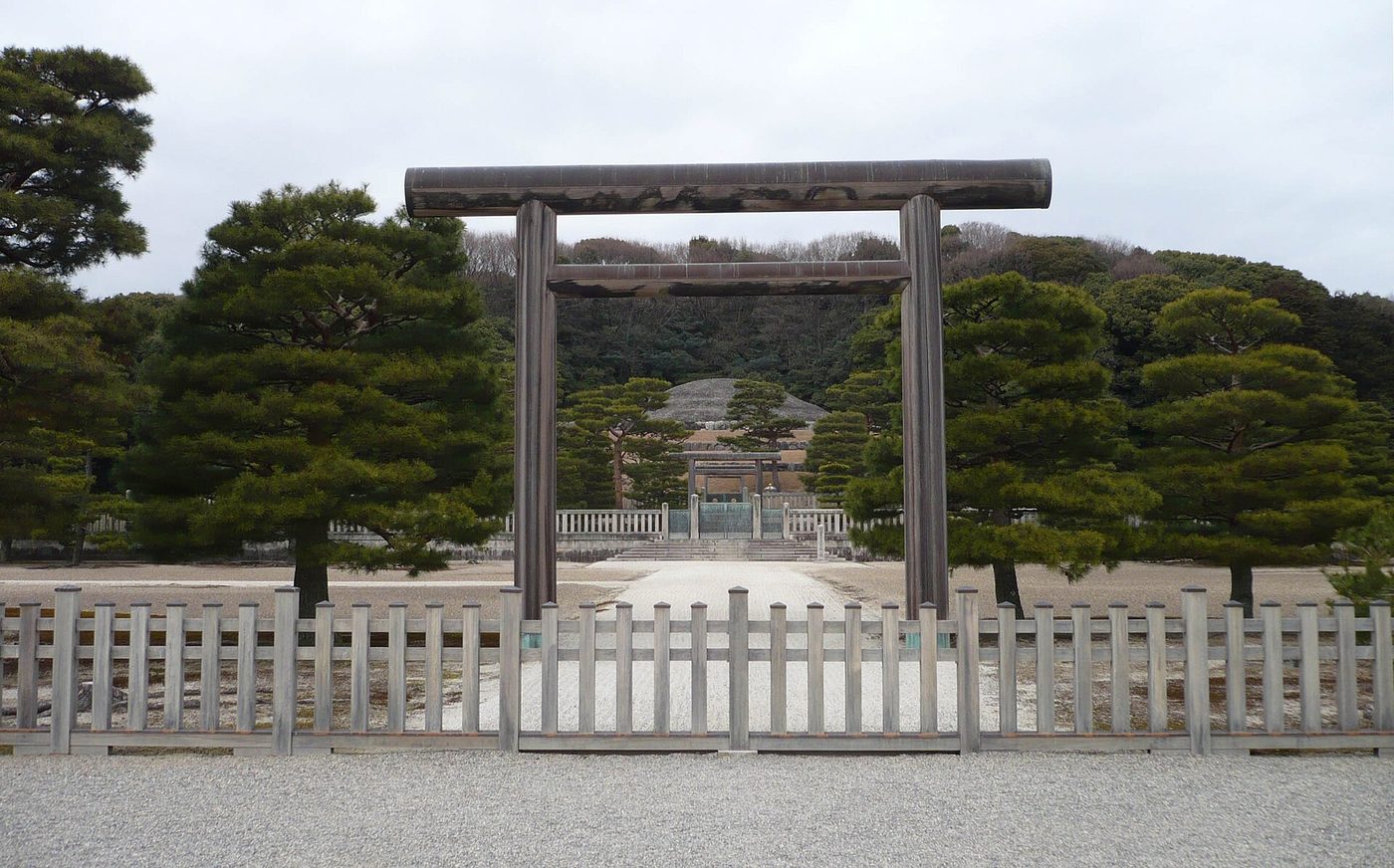 Grave of Emperor Meiji