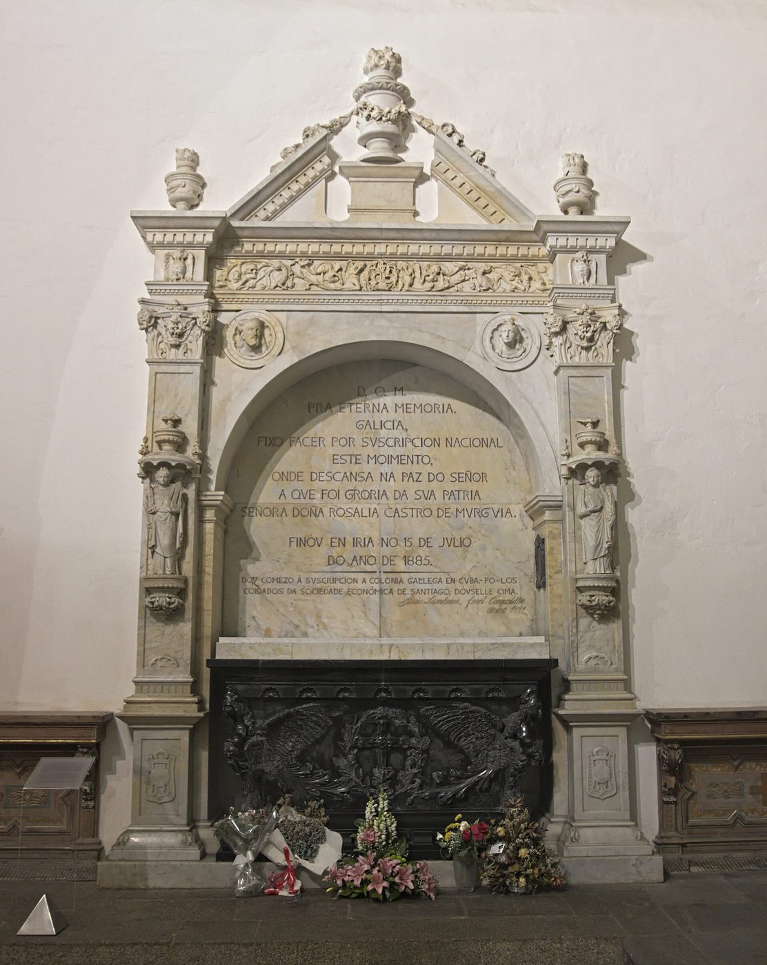Tumba de Rosalía de Castro