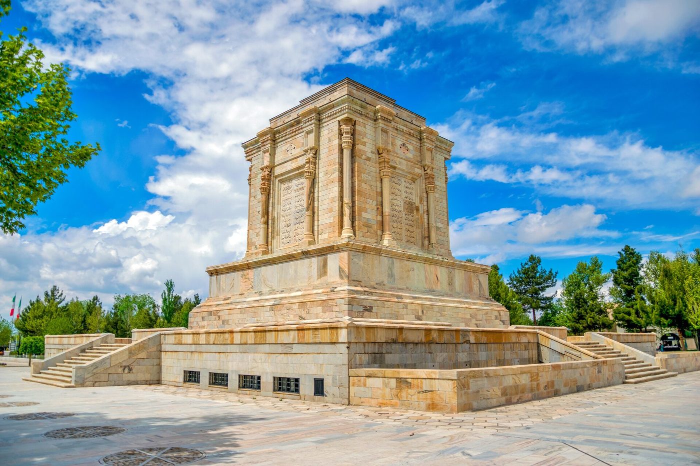 Tumba de Ferdowsi