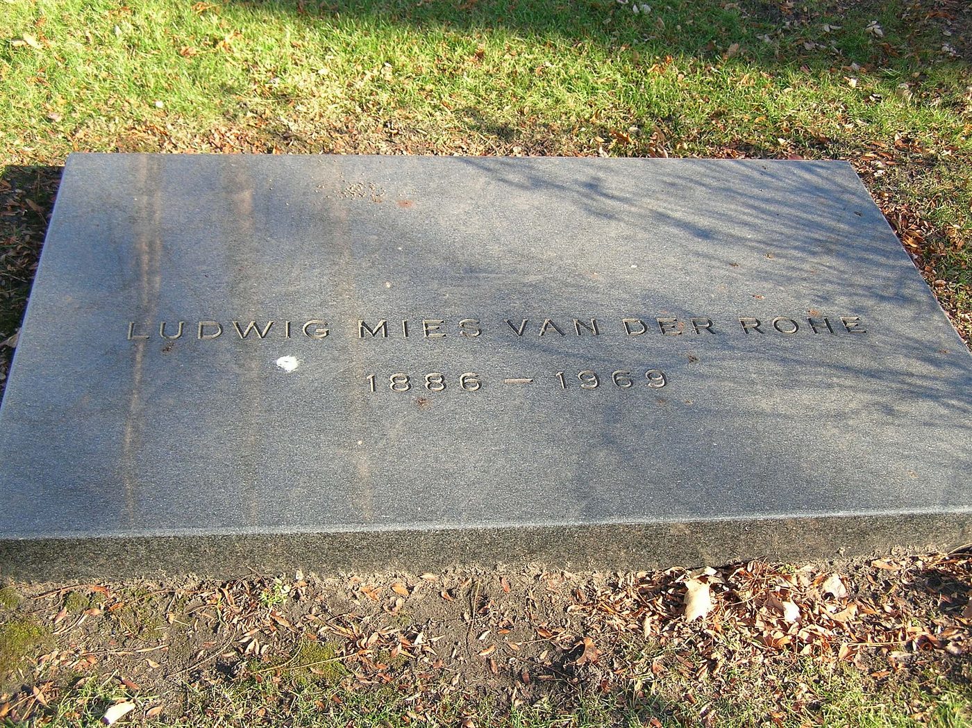 Tumba de Ludwig Mies van der Rohe
