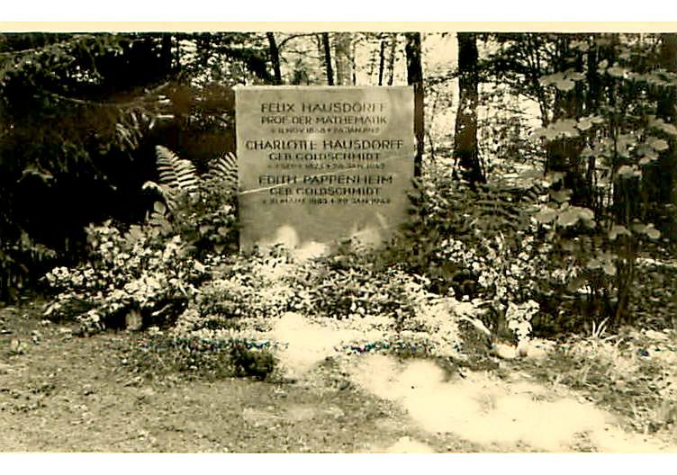 Могила: Felix Hausdorff