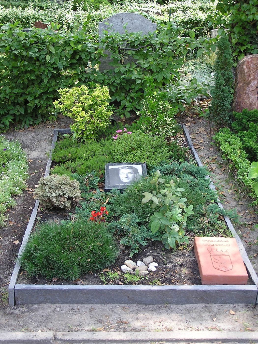 Grave of Helmut Newton