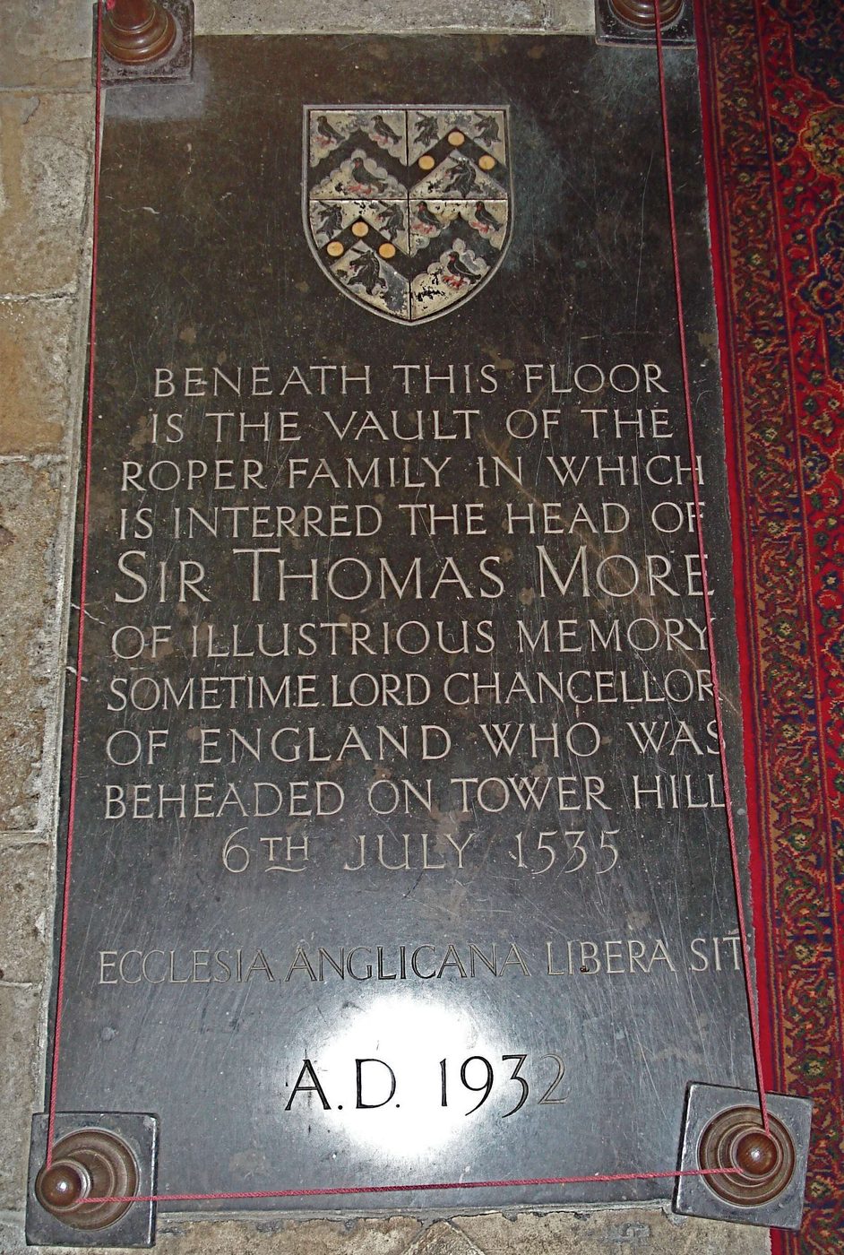 Могила: Thomas More